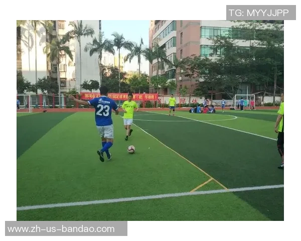 班级足球奖项评选活动精彩回顾与获奖团队风采展示